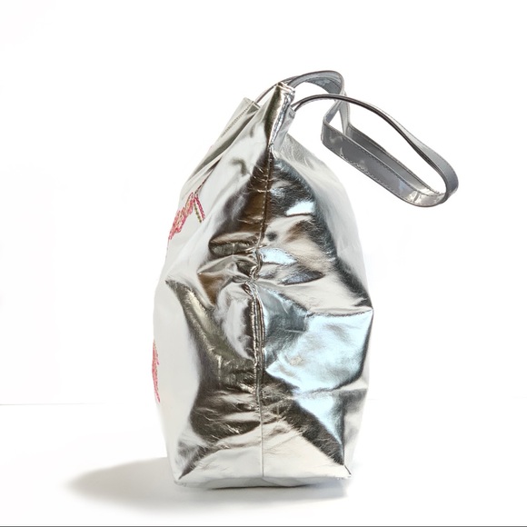 (NWOT) VERA WANG | Large Silver Tote Hanbag - Picture 3 of 8